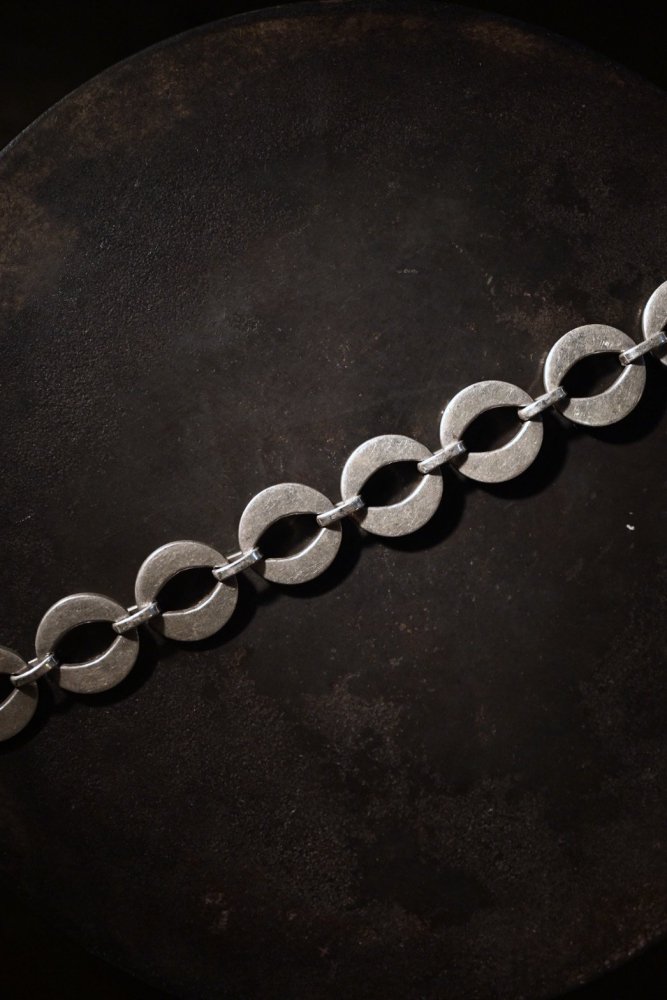 Vintage modern design silver chain bracelet