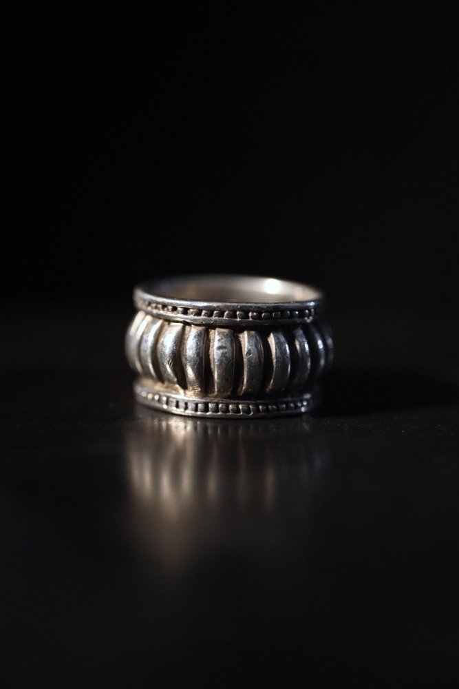 Vintage silver ring