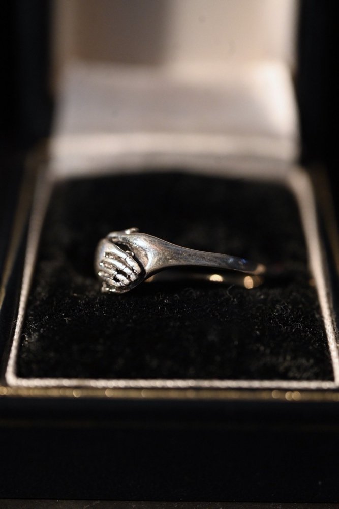 Vintage shake hand motif silver ring