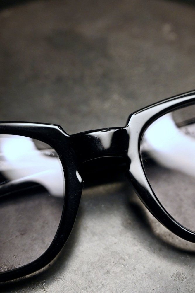 us 1960's "Titmus" black safety glasses