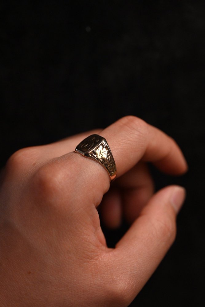 us 1910's 10K gold signet ring