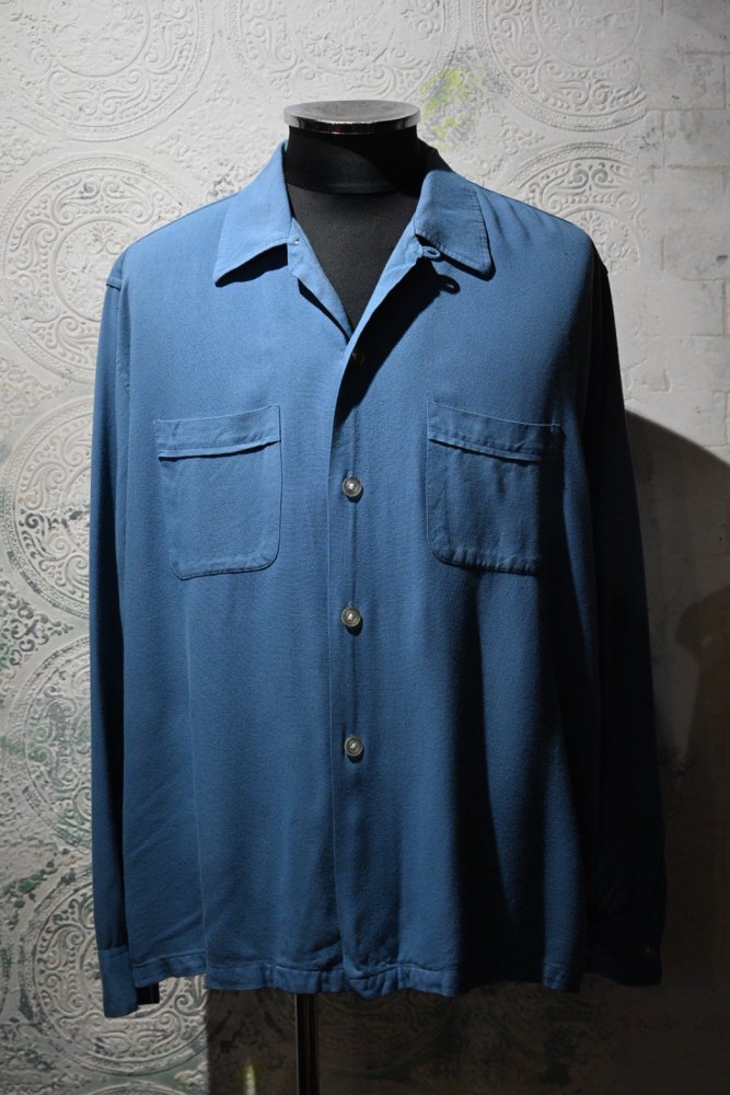 us 1960's "Kentfield" rayon shirt