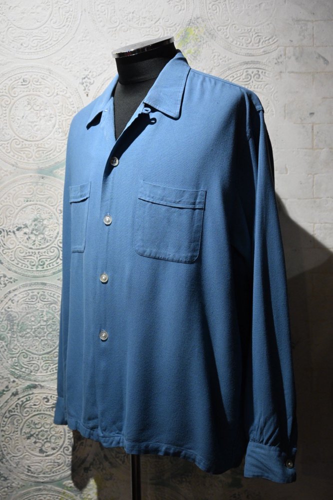 us 1960's "Kentfield" rayon shirt