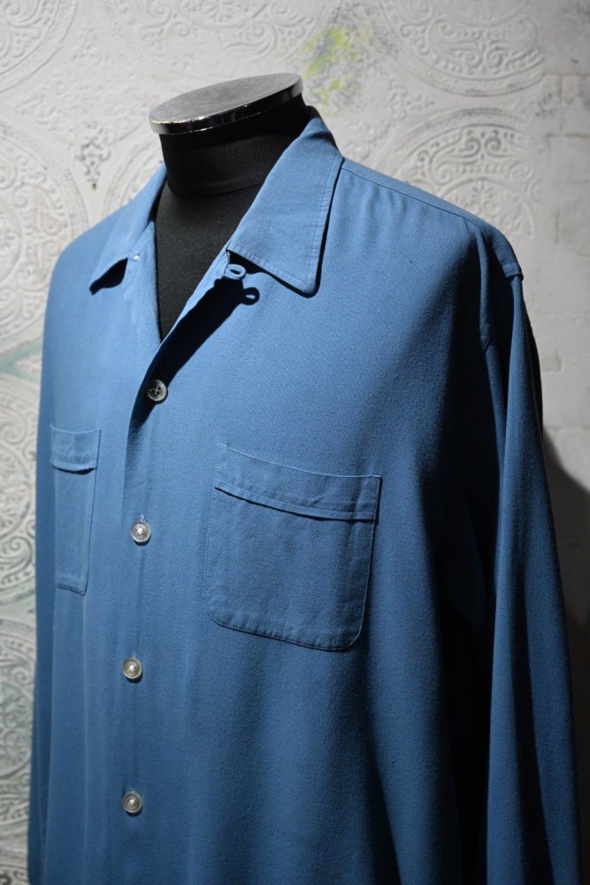 us 1960's "Kentfield" rayon shirt