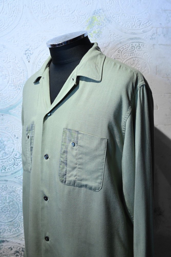 us 1960's "Society" rayon shirt