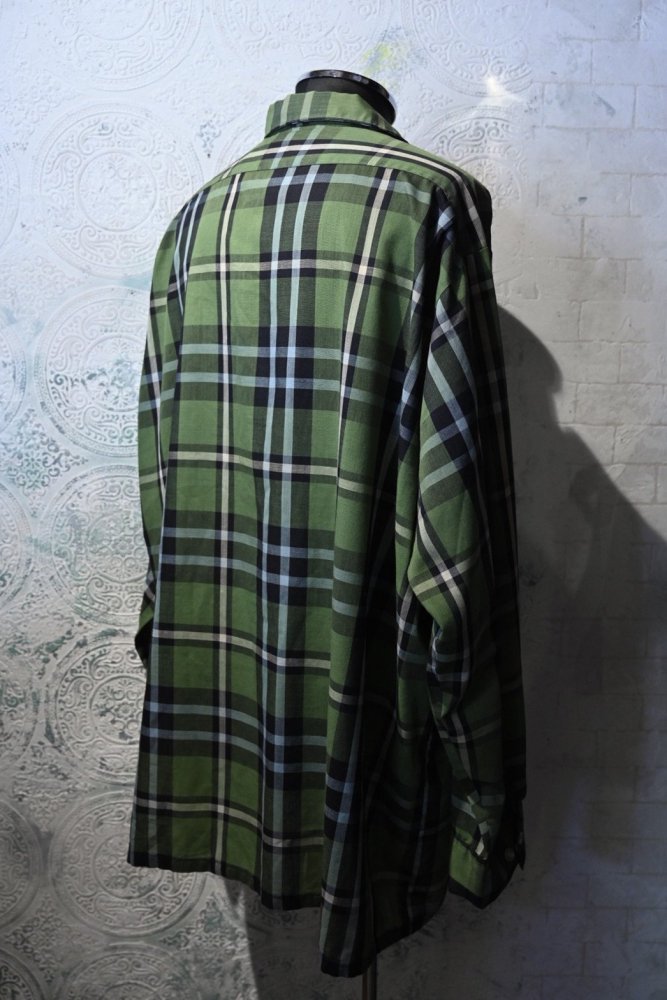 us 1970's "Squire Casuals" check shirt -18 1/2-