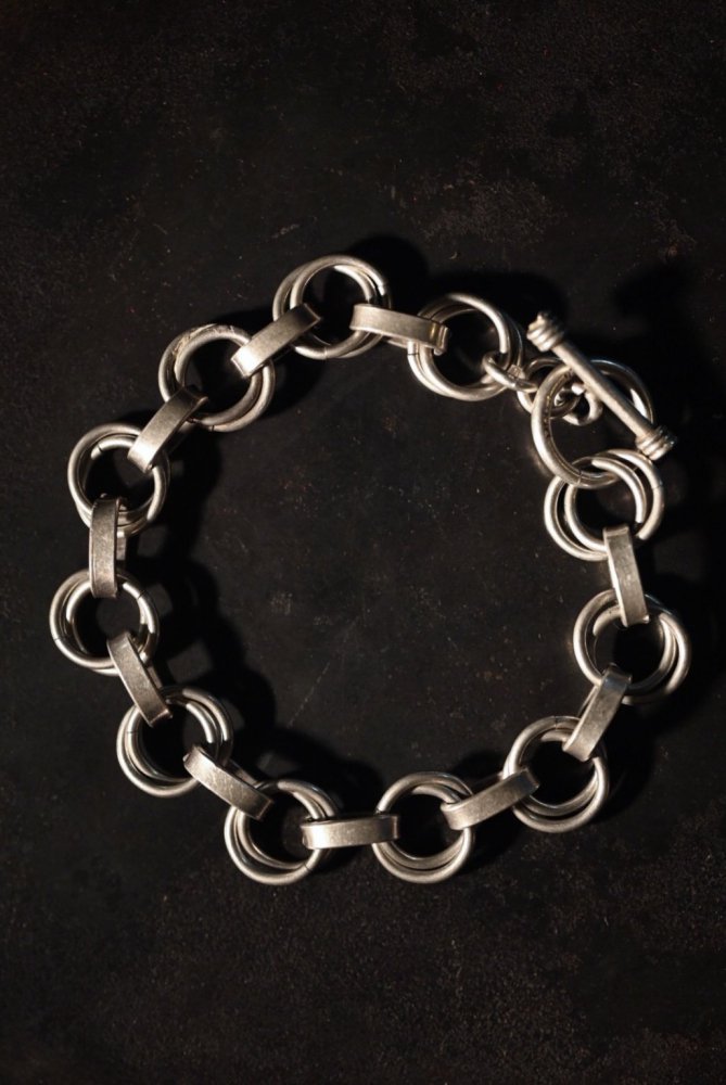 Vintage modern design silver bracelet