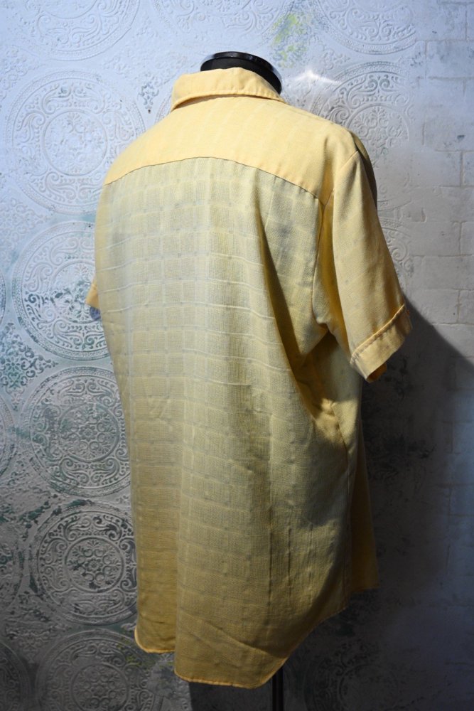 us 1970's "Berwick" rayon mix s/s shirt