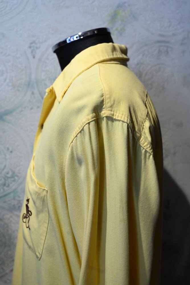 us 1950's~ "ARROW" yellow rayon shirt