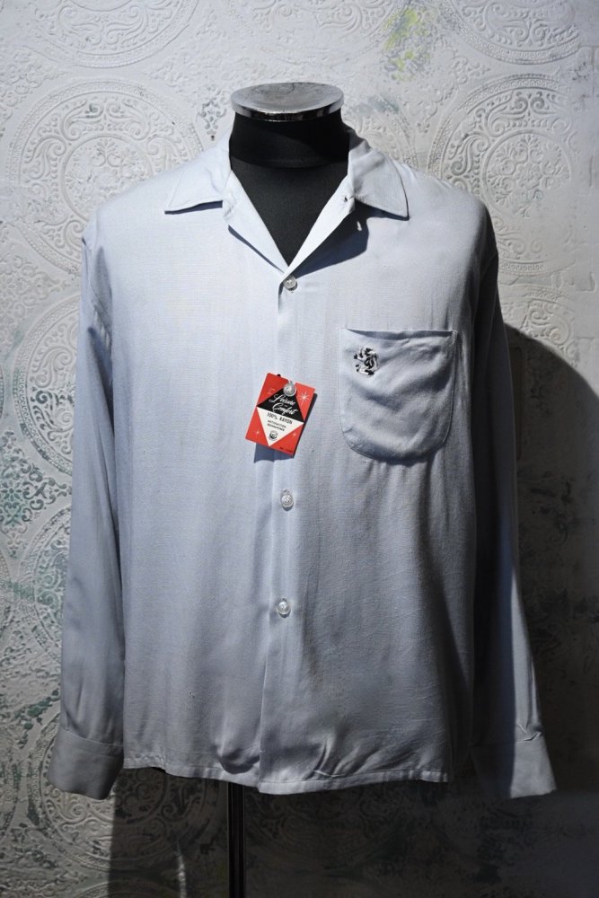 us 1960's open collar rayon shirt 