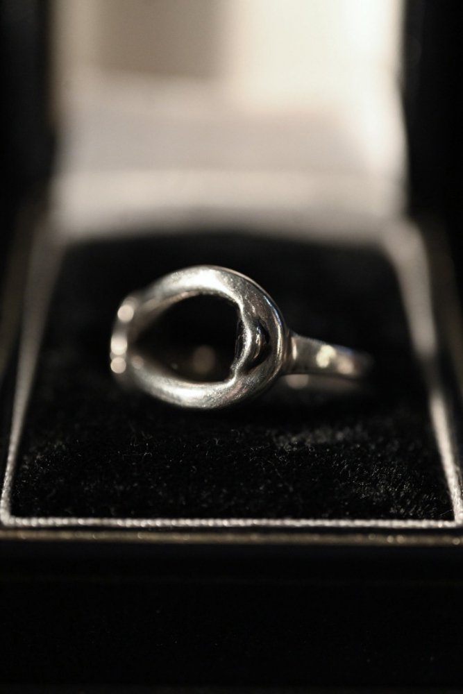 Vintage hook design silver ring