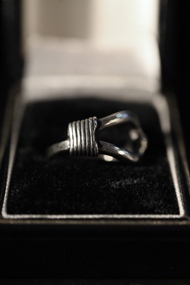 Vintage hook design silver ring