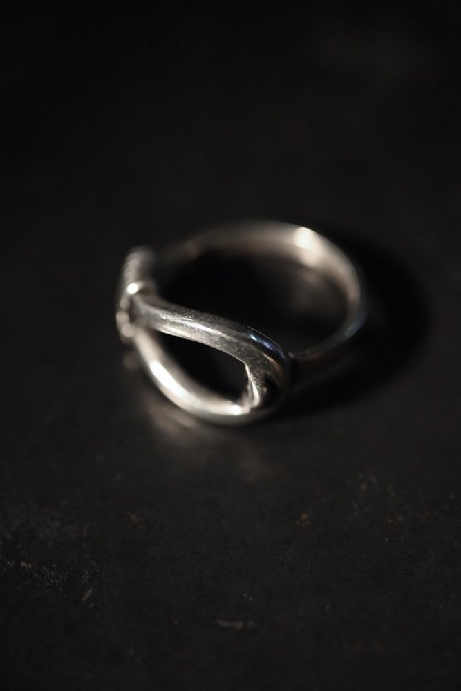 Vintage hook design silver ring