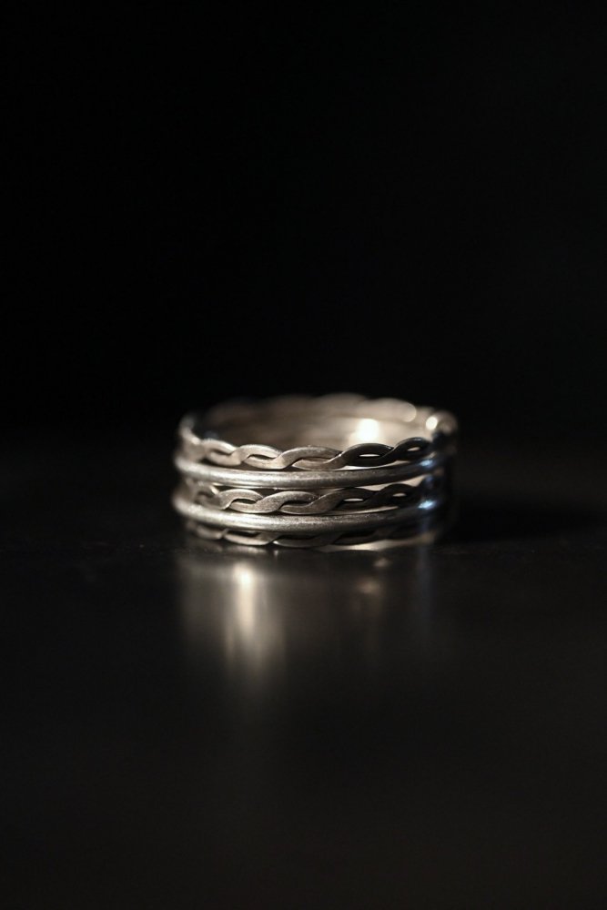 Vintage silver ring