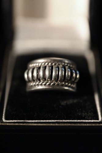 Vintage silver ring