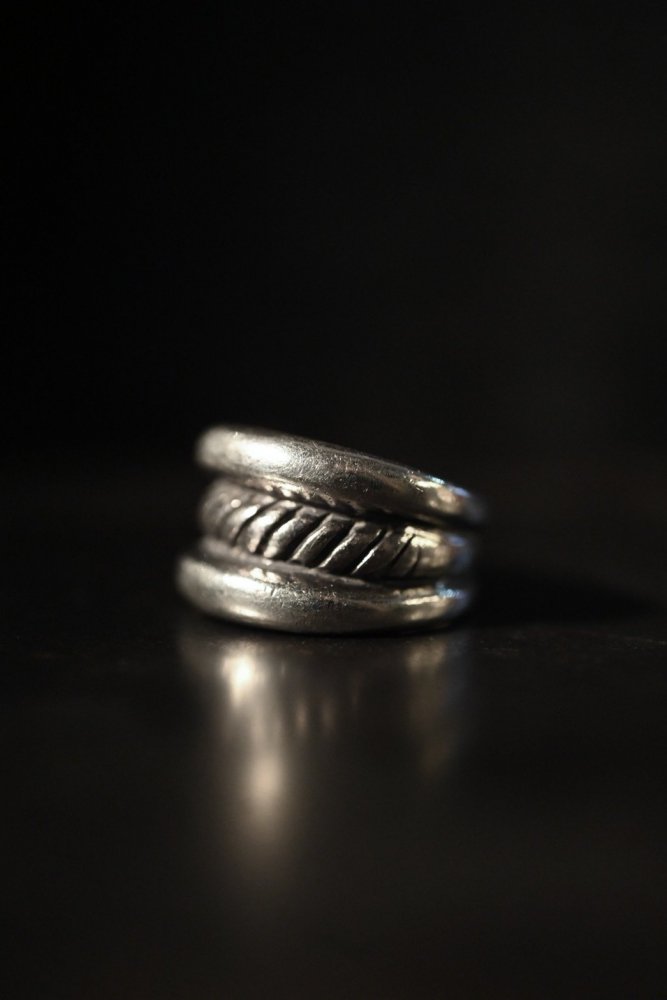 Vintage silver ring