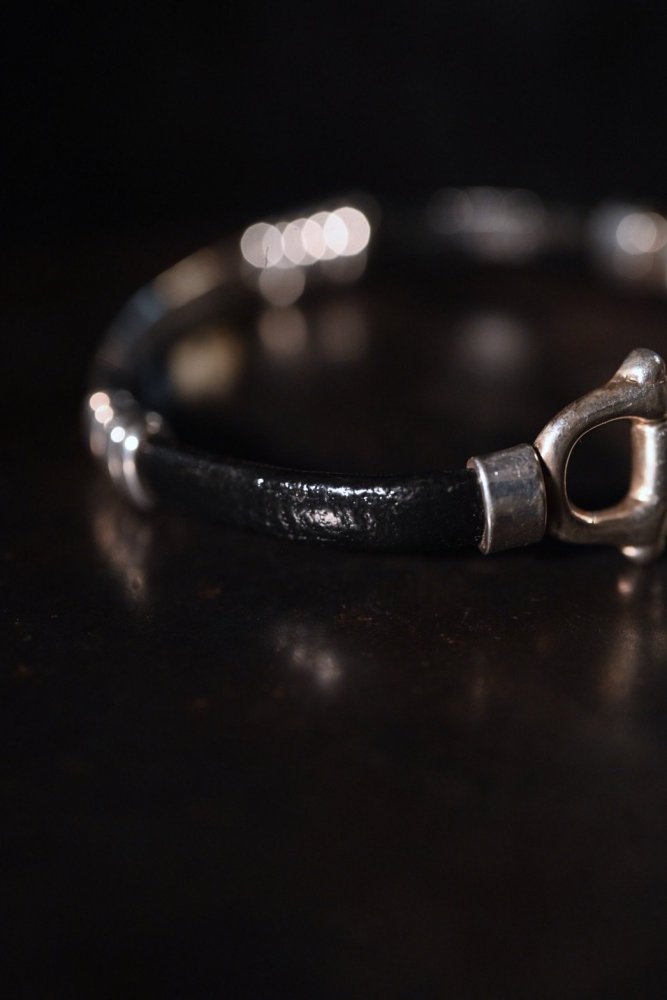 Vintage silver × leather horsebit bracelet