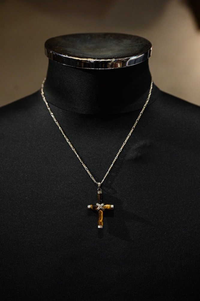 Vintage 18KGP  tiger eye cross necklace