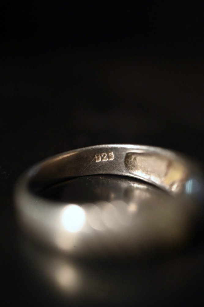 Vintage silver  shell ring