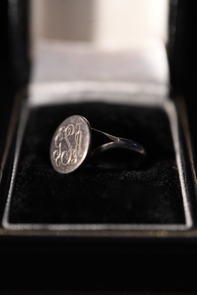 Mid 20th silver signet ring