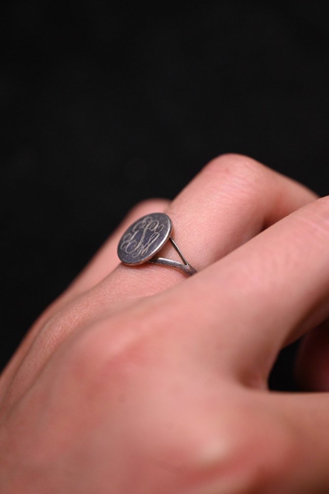 Mid 20th silver signet ring