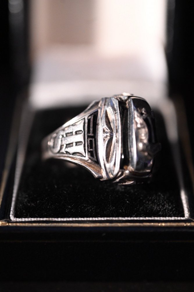 us 1976's silver college ring