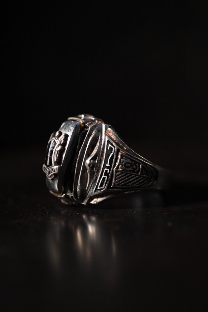 us 1976's silver college ring