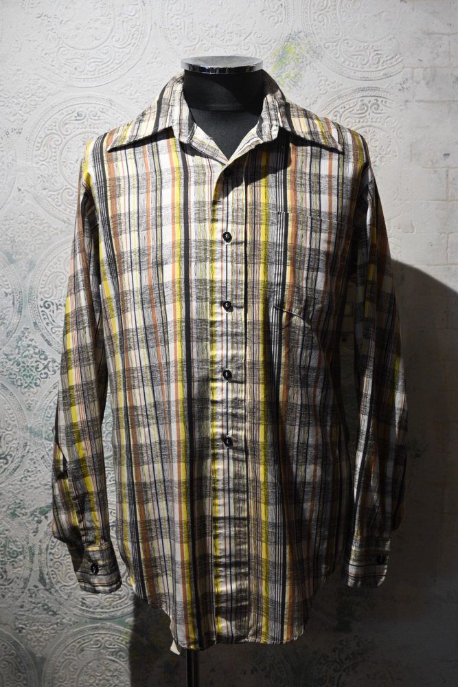 us 1970's "Le Chevron" ptinted shirt