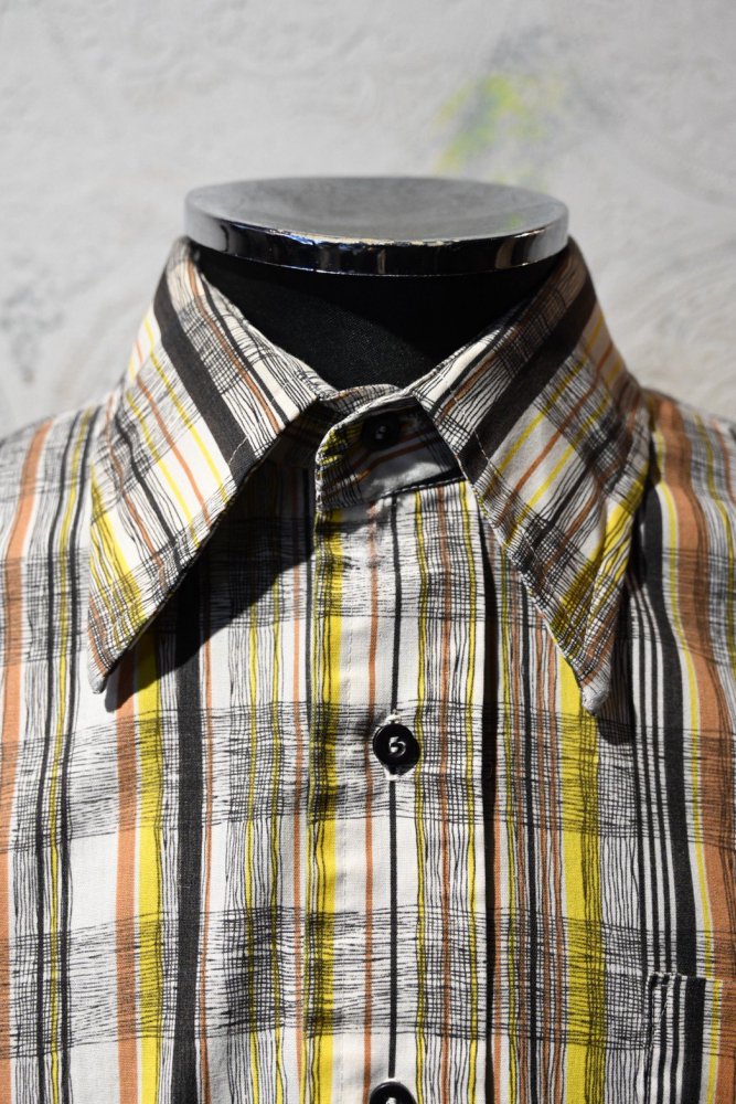 us 1970's "Le Chevron" ptinted shirt