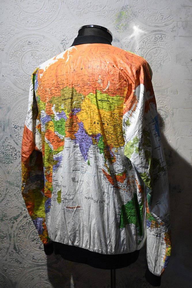 us 1990's world map paper jacket