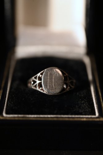 Mid 20th silver signet ring