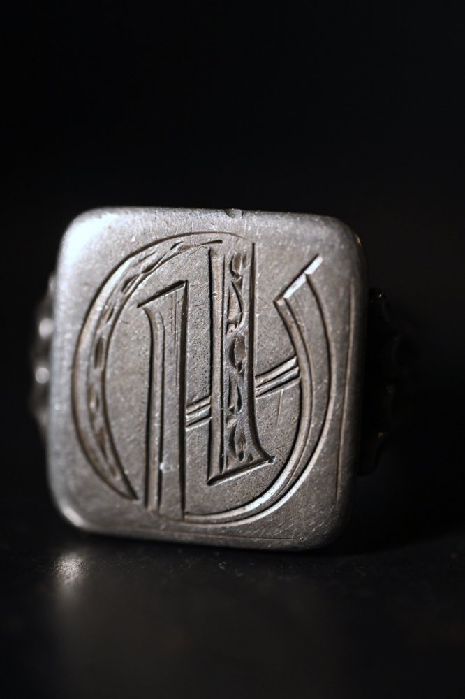 Early 20th silver signet ring