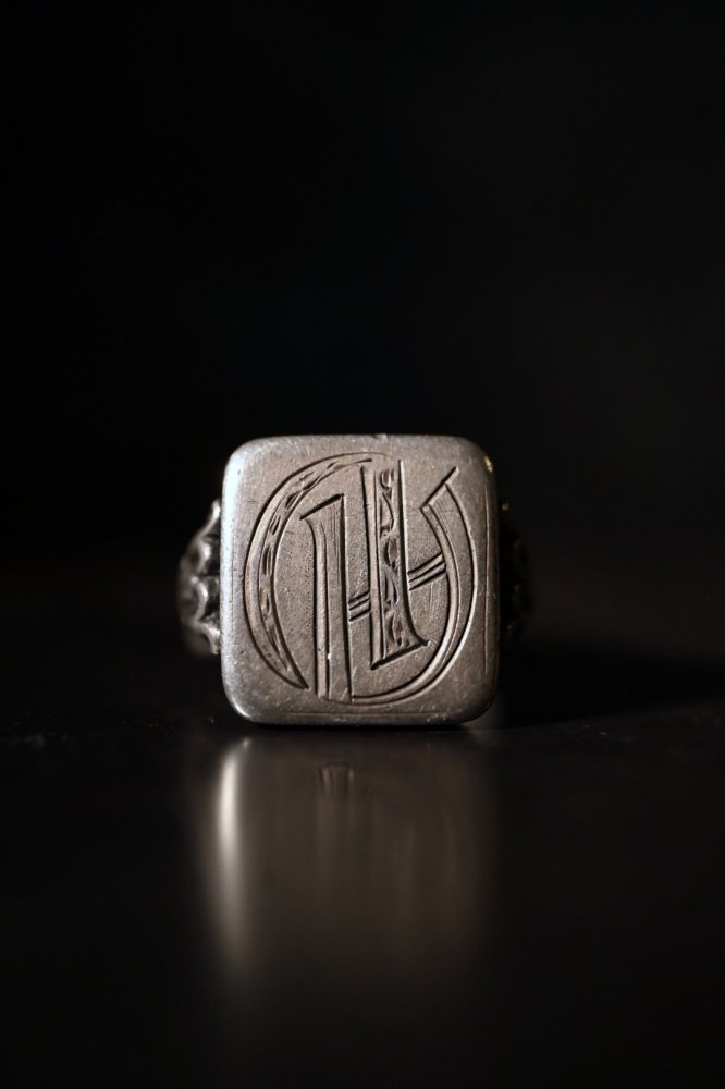 Early 20th silver signet ring