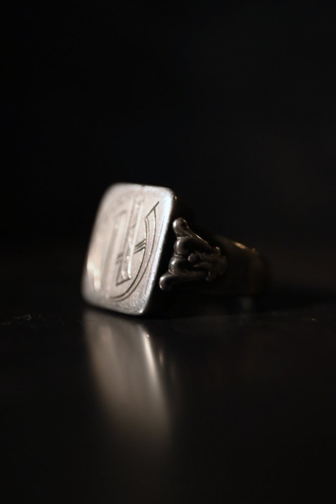 Early 20th silver signet ring