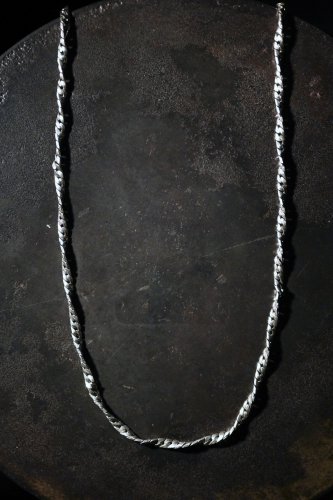 Vintage silver twisted chain necklace