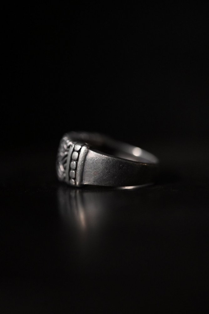 Vintage silver ring