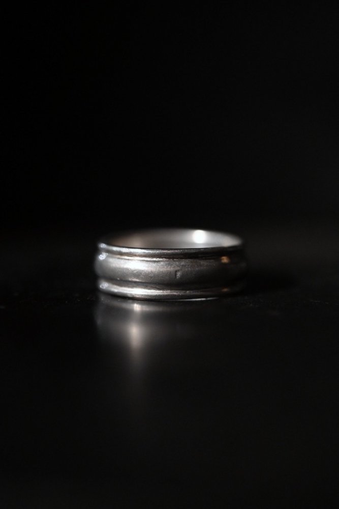 Vintage silver ring