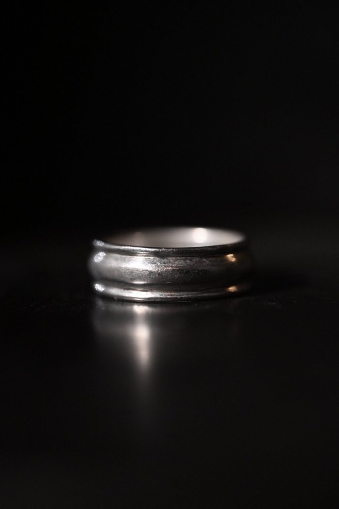 Vintage silver ring