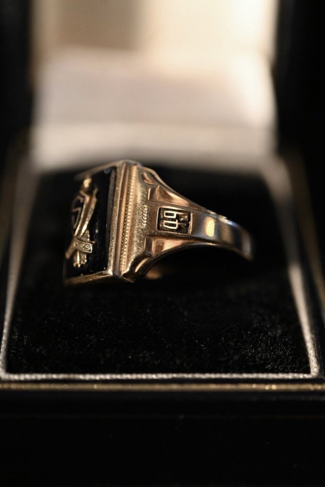 us 1940's 10K gold college ring