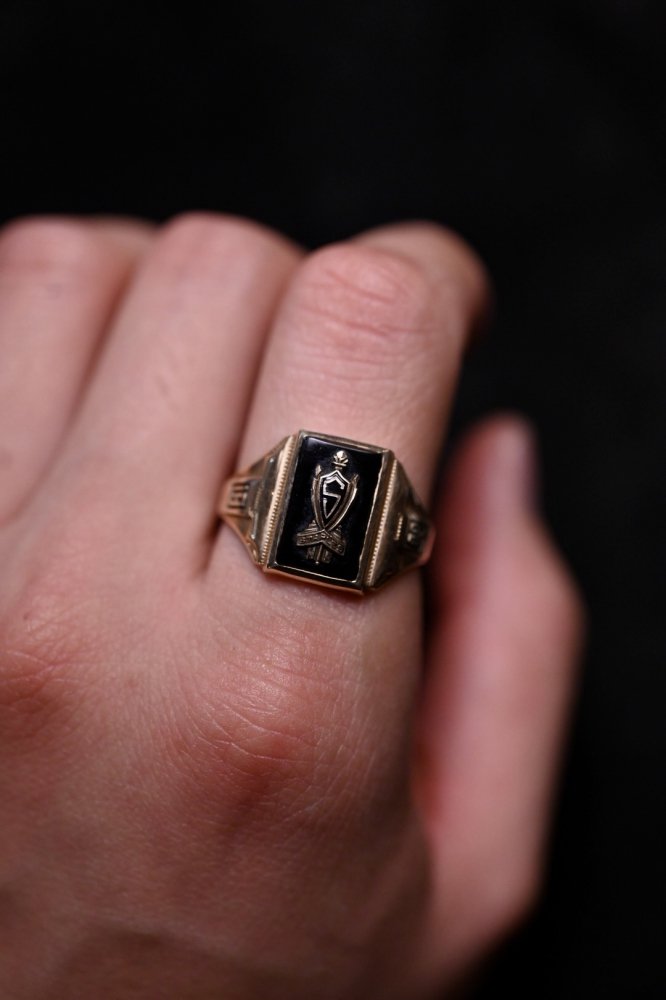 us 1940's 10K gold college ring