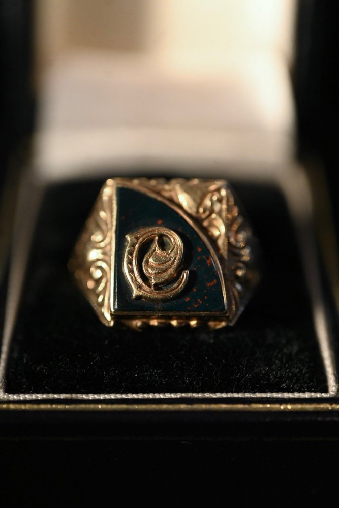 us 1930's~ 10K gold  blood stone ring