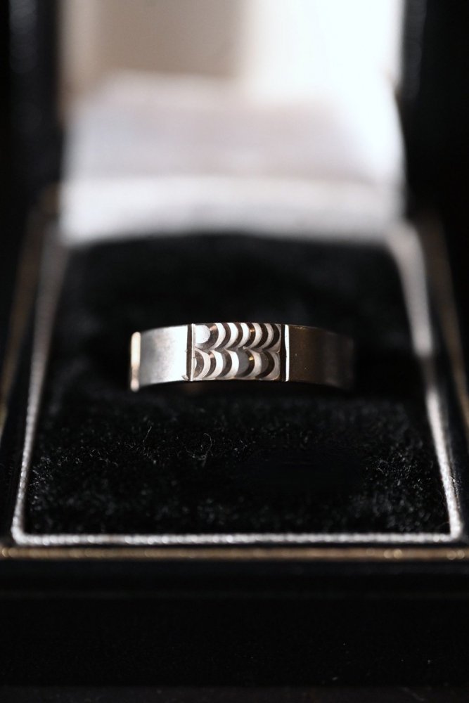 Vintage silver ring