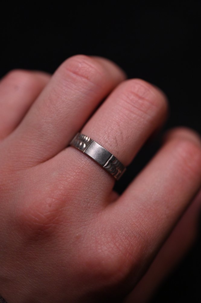 Vintage silver ring