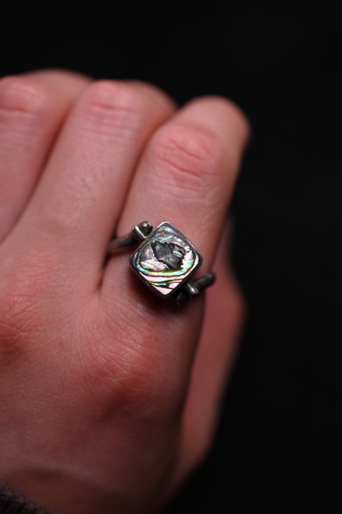 Vintage silver 950 onyx shell ring