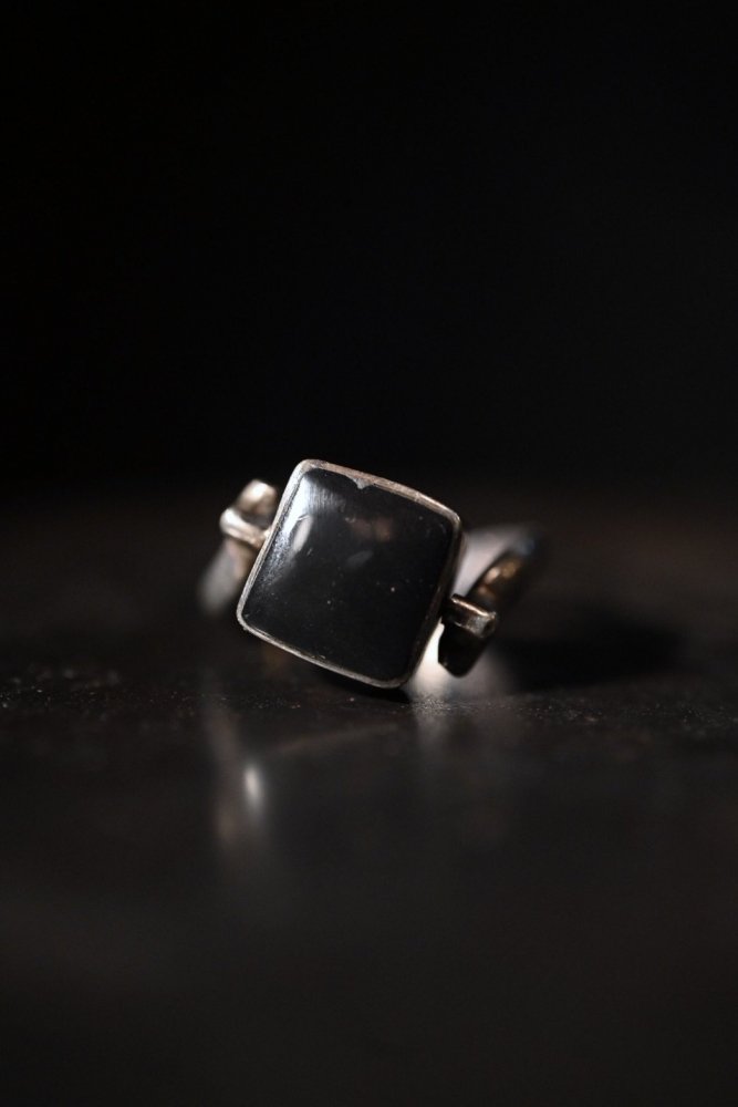 Vintage silver 950 onyx shell ring