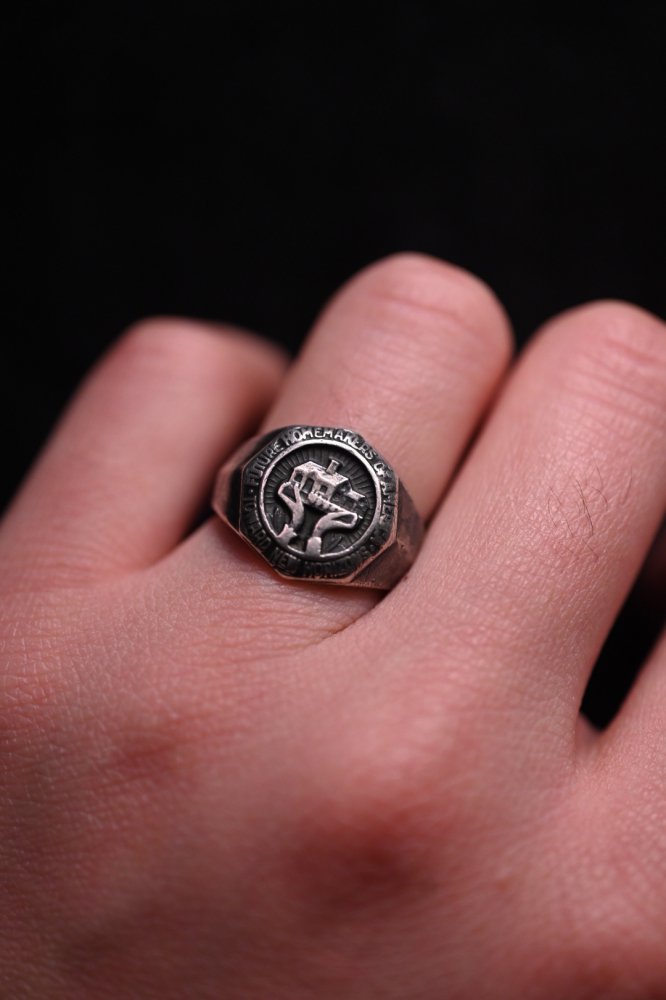 us 1940's~ "Balfour" silver ring