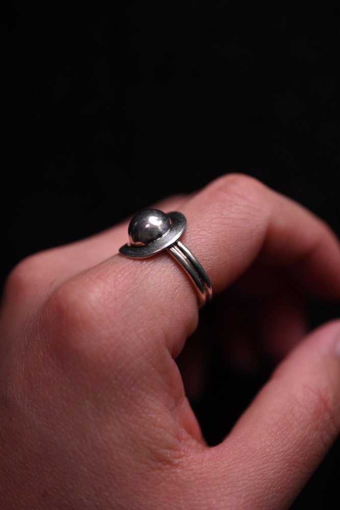 Vintage modern design silver ring