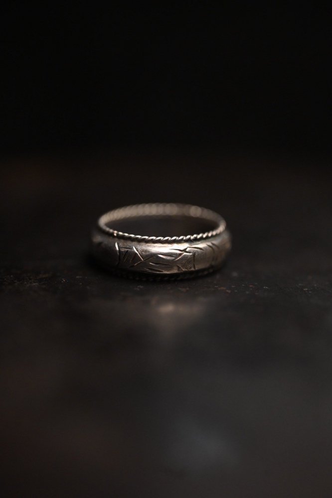 Vintage silver ring