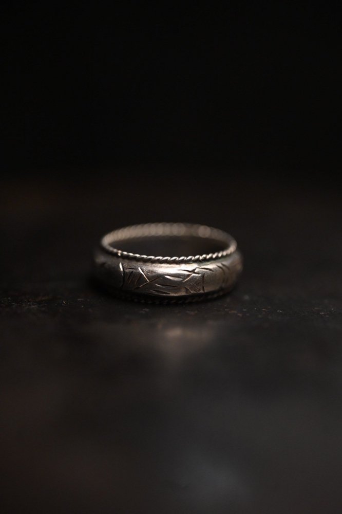 Vintage silver ring