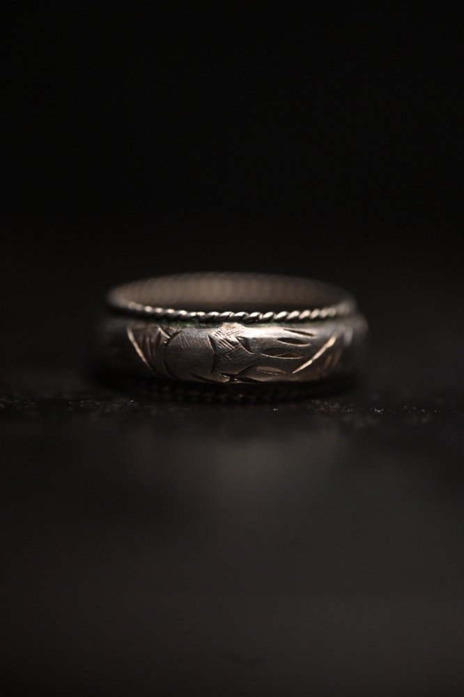 Vintage silver ring